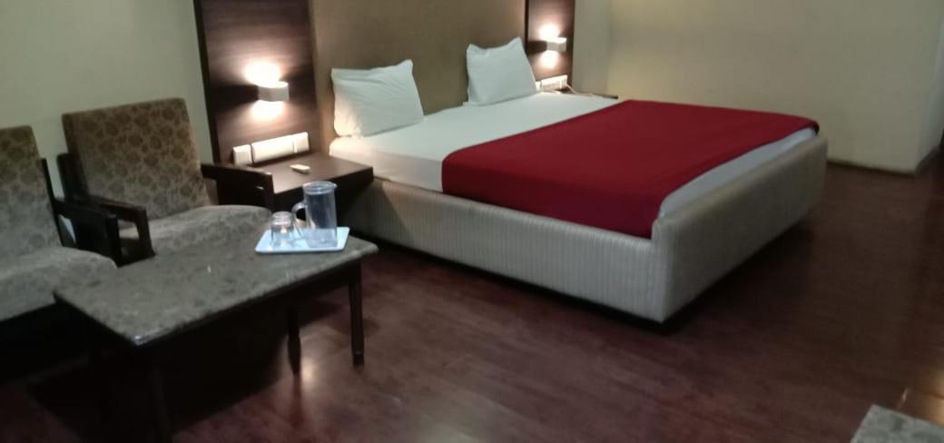 Hotel Jaya International Hyderabad Luaran gambar